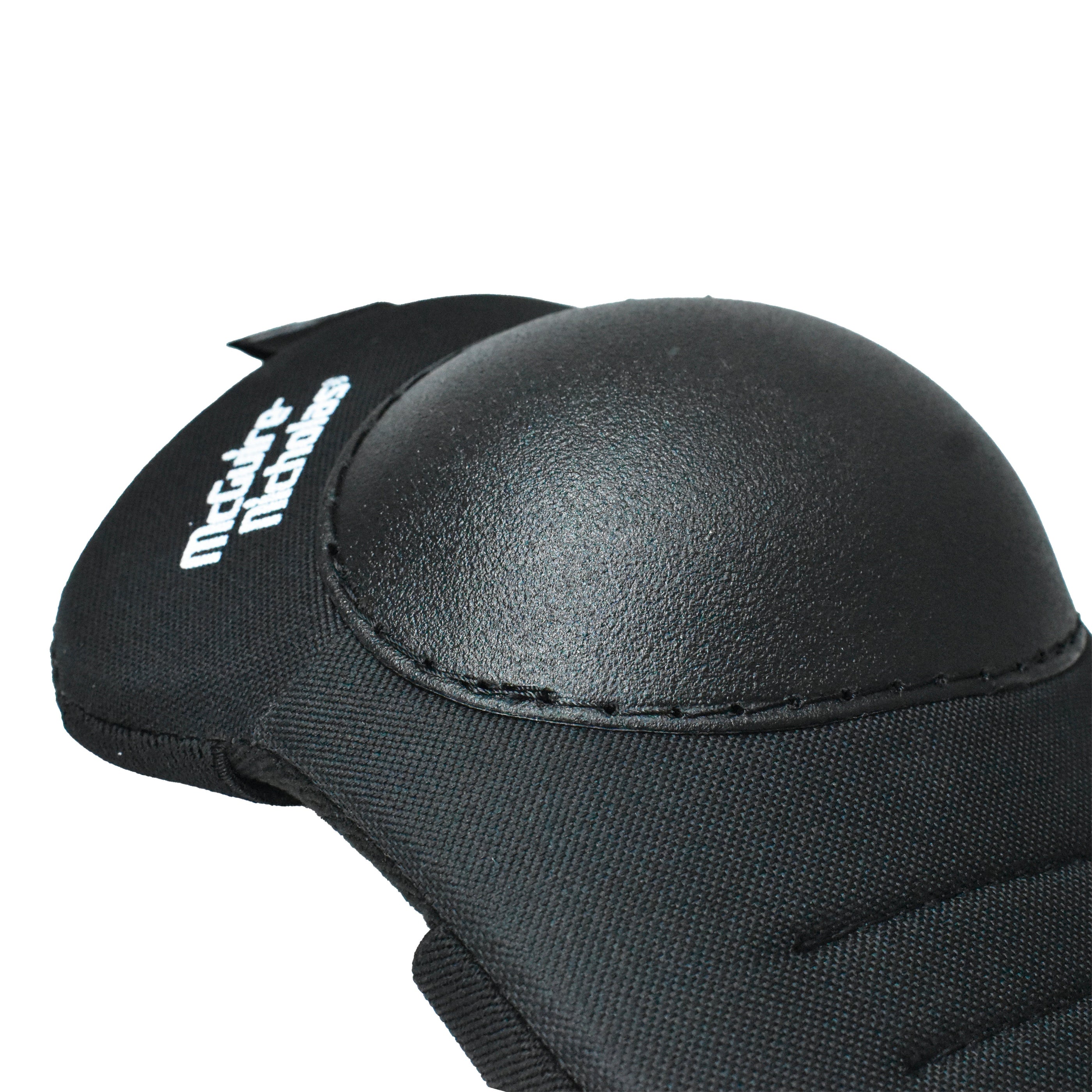 (DMX-343M) RODILLERA POLIESTER NEGRA C/CAPSULA NEGRA— Ferreshop