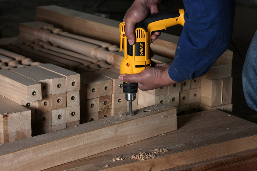 (DWD024) TALADRO BROQ. 1/2 PLG. 710W 0-2800 RPM